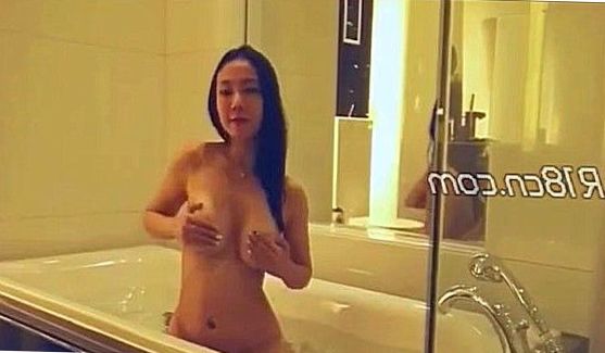 18-летняя молодая (18 лет) Violette Pure, порно видео