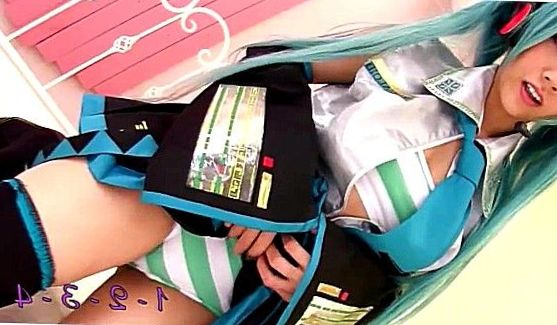 Nicole Aniston с натуральными сиськами, порно видео