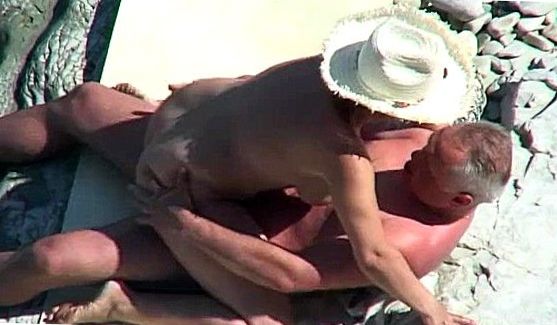 ебля на сеновале видео, порно видео
